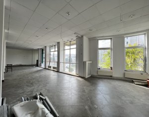 Spatiu comercial sau birouri 274mp piata Cipariu mezanin