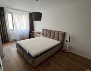 Apartament modern de inchiriat, 2 camere, parcare inclusa, zona Vivo