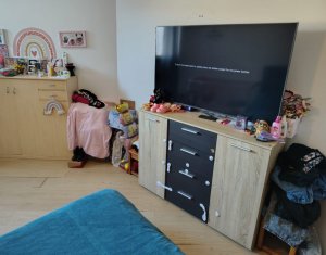 Apartament cu doua dormitoare, parcare privata inclusa, zona Somesului, Floresti