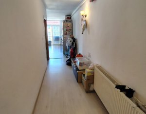 Apartament cu doua dormitoare, parcare privata inclusa, zona Somesului, Floresti