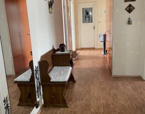 Lakás 4 szobák eladó on Cluj-napoca, Zóna Manastur