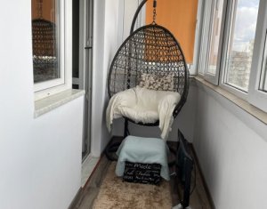 Lakás 4 szobák eladó on Cluj-napoca, Zóna Manastur