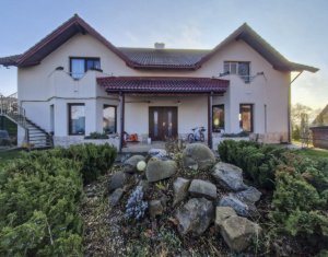 Casa individuala,  tip duplex de vanzare in Feleacu – ideala pentru doua familii