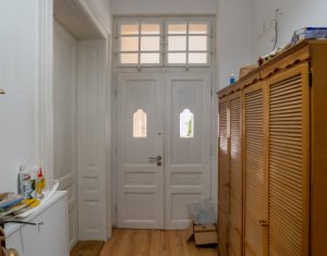 Casă de vânzare în Andrei Mureșanu – zona exclusivista!