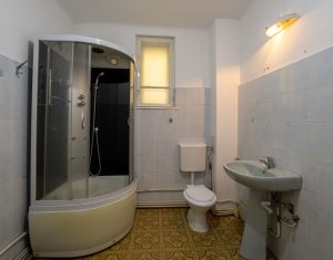 Casă de vânzare în Andrei Mureșanu – zona exclusivista!