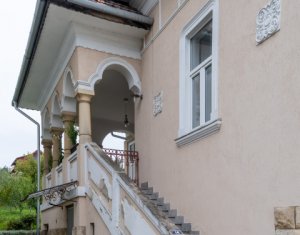 Casă de vânzare în Andrei Mureșanu – zona exclusivista!