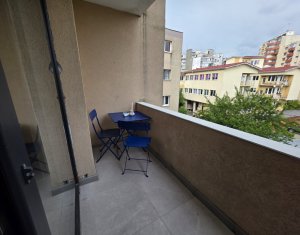 Appartement 3 chambres à louer dans Cluj-napoca, zone Marasti