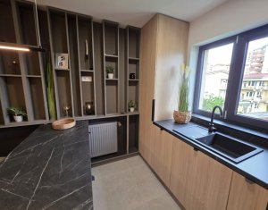 Appartement 3 chambres à louer dans Cluj-napoca, zone Marasti