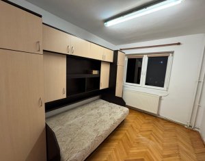 Apartament cu 3 camere, etaj 1/4, 72mp