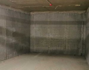 Spatiu Comercial - Zona Garii - 96 mp utili si Parcare - bloc din 2019