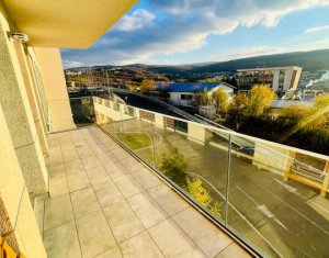 Apartament superb, 3 camere, parcare subterana, Zorilor