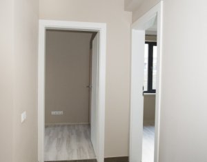 Casa finisata, partial mobilata, la superpret - cartier nou in Dezmir