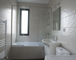 Casa finisata, partial mobilata, la superpret - cartier nou in Dezmir