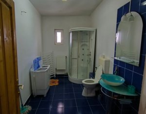 Maison 6 chambres à louer dans Cluj-napoca, zone Dambul Rotund