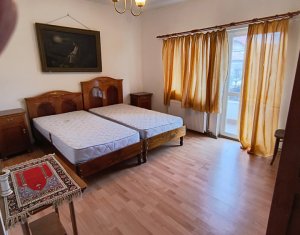 Maison 6 chambres à louer dans Cluj-napoca, zone Dambul Rotund