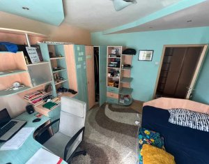 Lakás 3 szobák eladó on Cluj-napoca, Zóna Manastur