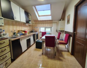 Apartament cu doua dormitoare, zona Florilor, Floresti