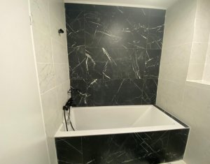 Appartement 3 chambres à louer dans Cluj-napoca, zone Centru