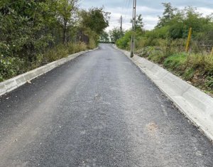 Oportunitate, parcela 1763 mp ,pozitie insorita, acces excelent. Jucu de Sus