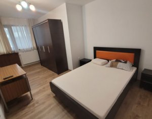 Vanzare apartament cu 2 camere str Jupiter Baciu Petrom