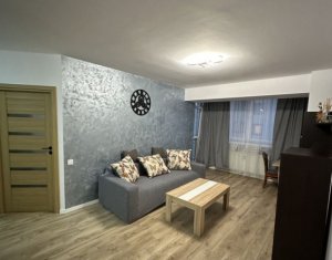 Appartement 3 chambres à louer dans Cluj-napoca, zone Centru