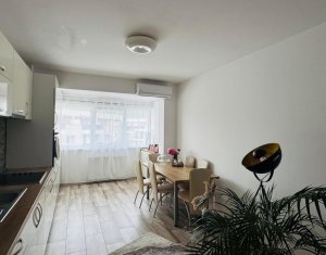 Apartament 3 camere 67mp ocupabil imediat, str Florilor