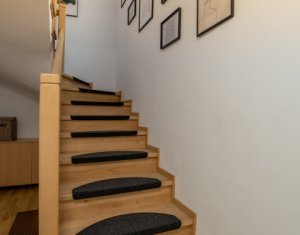 Ház 5 szobák eladó on Floresti