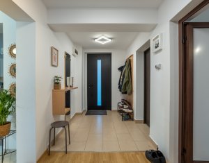 Ház 5 szobák eladó on Floresti