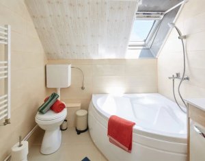 2 camere decomandate, cartier Zorilor, zona observator, loc parcare inclus