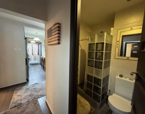 Apartament cu 3 camere decomandat, etaj 2/4, Intre Lacuri