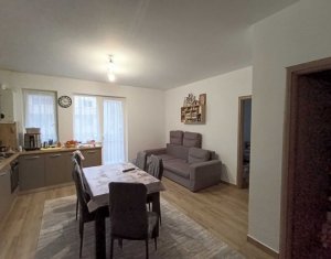 Appartement 3 chambres à vendre dans Floresti