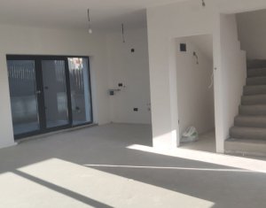 House 4 rooms for sale in Dezmir