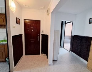Apartament 4 camere de vanzare, etaj 2, parcare subterana, Zorilor, UMF
