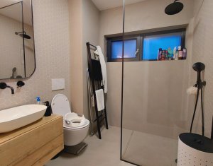 Appartement 3 chambres à vendre dans Cluj-napoca, zone Buna Ziua