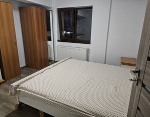 Apartament cu 3 camere, pod, boxa la subsol, parcare exterioara, Floresti