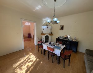 Maison 5 chambres à louer dans Cluj-napoca, zone Centru