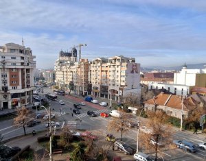 Inchiriere 2 camere Piata Cipariu, finisat modern