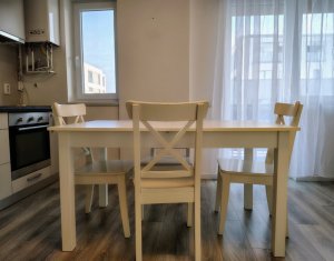 Apartament cu 3 camere, zona BMW, Floresti