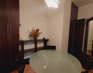 Apartament 3 camere, confort sporit, garaj cu CF, Plopilor, langa Platinia