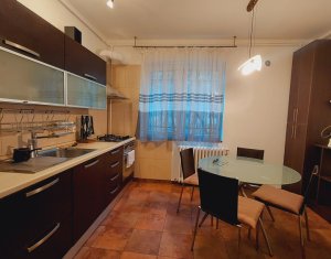 Apartament 3 camere, confort sporit, garaj cu CF, Plopilor, langa Platinia