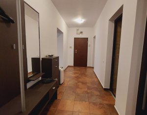 Apartament 3 camere, confort sporit, garaj cu CF, Plopilor, langa Platinia