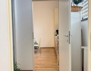 Bureau à louer dans Cluj-napoca, zone Gruia