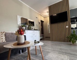 Apartment 3 rooms for sale in Floresti