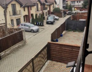 Maison 5 chambres à vendre dans Floresti