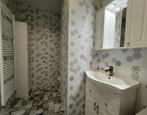 Appartement 3 chambres à louer dans Floresti