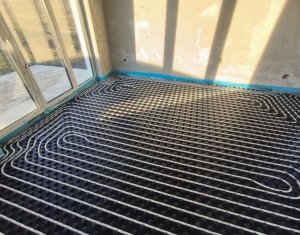 House 4 rooms for sale in Chinteni