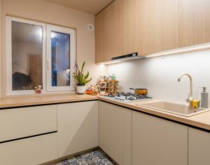 Appartement 4 chambres à vendre dans Cluj-napoca, zone Manastur