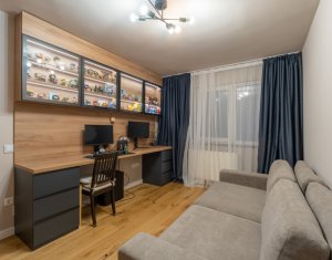 Appartement 4 chambres à vendre dans Cluj-napoca, zone Manastur