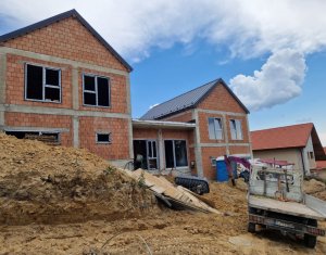 Maison 4 chambres à vendre dans Feleacu