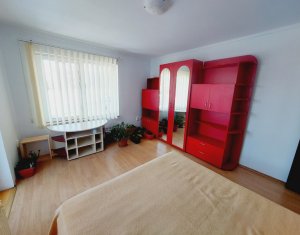 Appartement 3 chambres à vendre dans Cluj-napoca, zone Buna Ziua